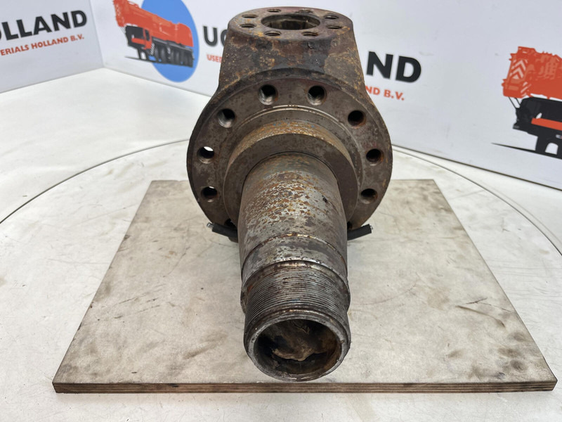 Terex HC 340 Steering knuckle 12 holes axle 2 - Mangueta para Grúa: foto 2 Terex HC 340 Steering knuckle 12 holes axle 2 - Mangueta para Grúa: foto 2