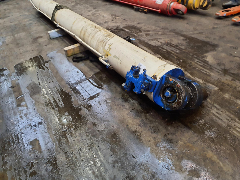 Terex HC 340 boom cylinder - Cilindro hidráulico para Grúa: foto 4 Terex HC 340 boom cylinder - Cilindro hidráulico para Grúa: foto 4