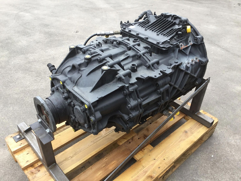 ZF MK 88 ZF Astronic gearbox 12 AS 2530 S0 - Caja de cambios para Grúa: foto 3 ZF MK 88 ZF Astronic gearbox 12 AS 2530 S0 - Caja de cambios para Grúa: foto 3