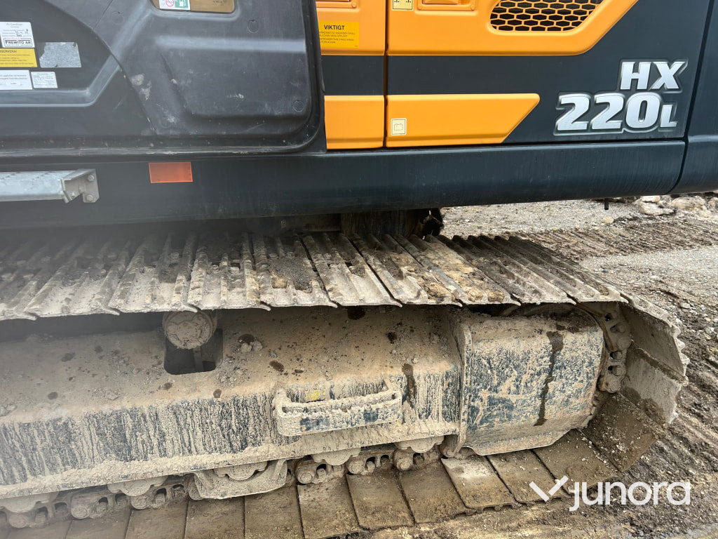 Excavadora de cadenas Bandgrävare Hyundai HX220 L: foto 22