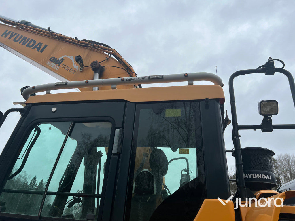 Excavadora de cadenas Bandgrävare Hyundai HX220 L: foto 16