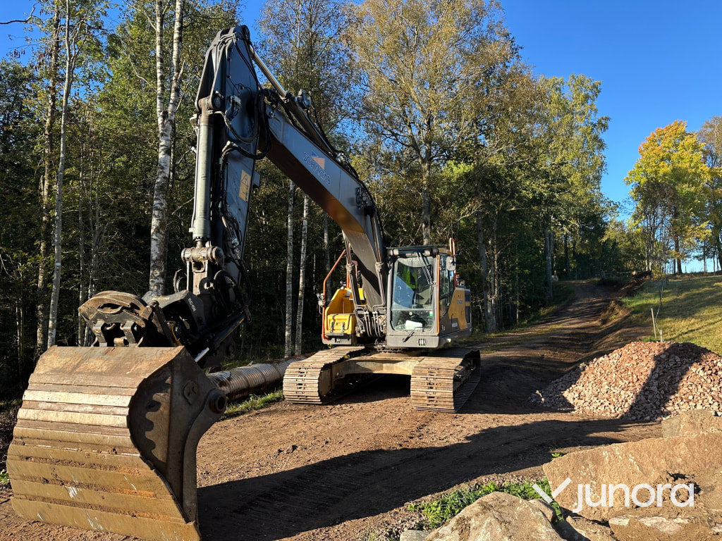 Grävmaskin - Volvo, EC 220 EL - Excavadora de cadenas: foto 1 Grävmaskin - Volvo, EC 220 EL - Excavadora de cadenas: foto 1