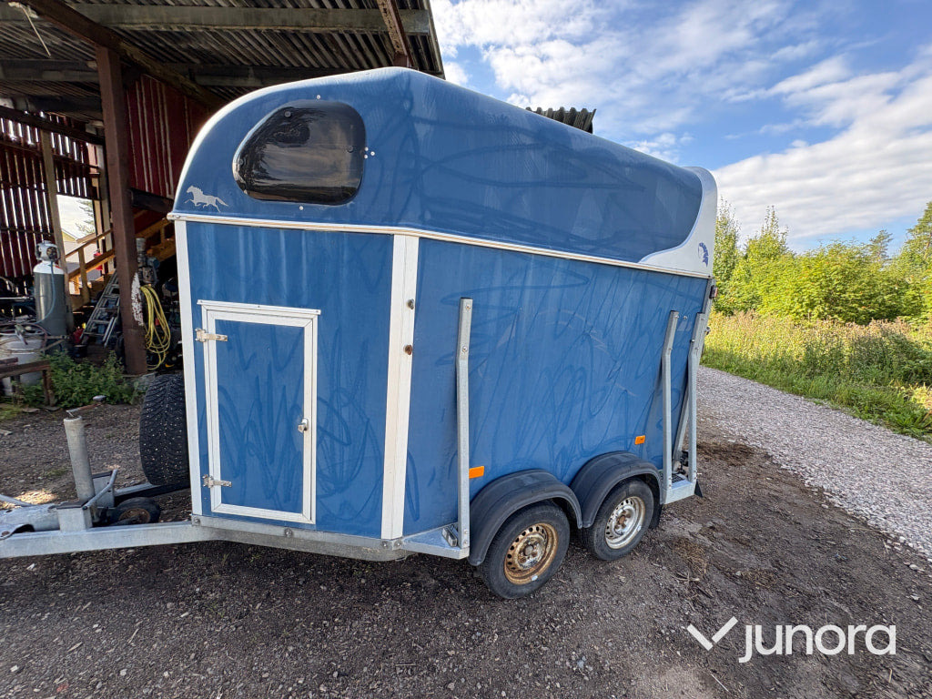 Hästtransport - Cheval Liberté - Remolque para caballos: foto 5 Hästtransport - Cheval Liberté - Remolque para caballos: foto 5