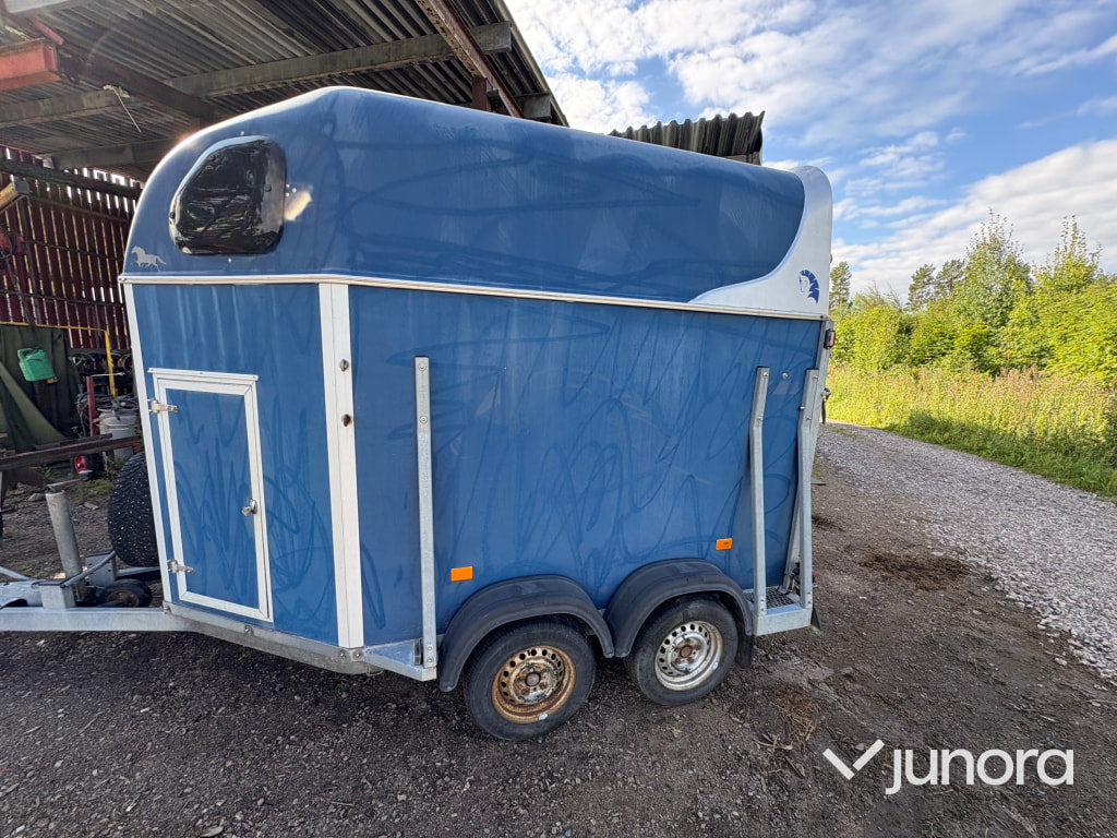 Hästtransport - Cheval Liberté - Remolque para caballos: foto 2 Hästtransport - Cheval Liberté - Remolque para caballos: foto 2