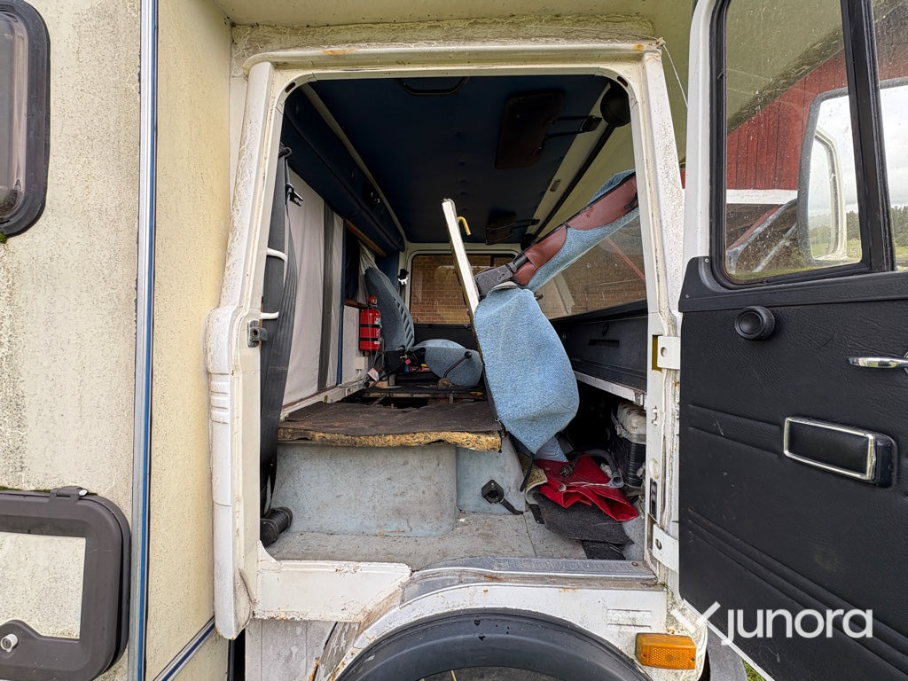 Leasing de Husbil - Mercedes Benz, LP 608/32 Husbil - Mercedes Benz, LP 608/32: foto 19 Leasing de Husbil - Mercedes Benz, LP 608/32 Husbil - Mercedes Benz, LP 608/32: foto 19