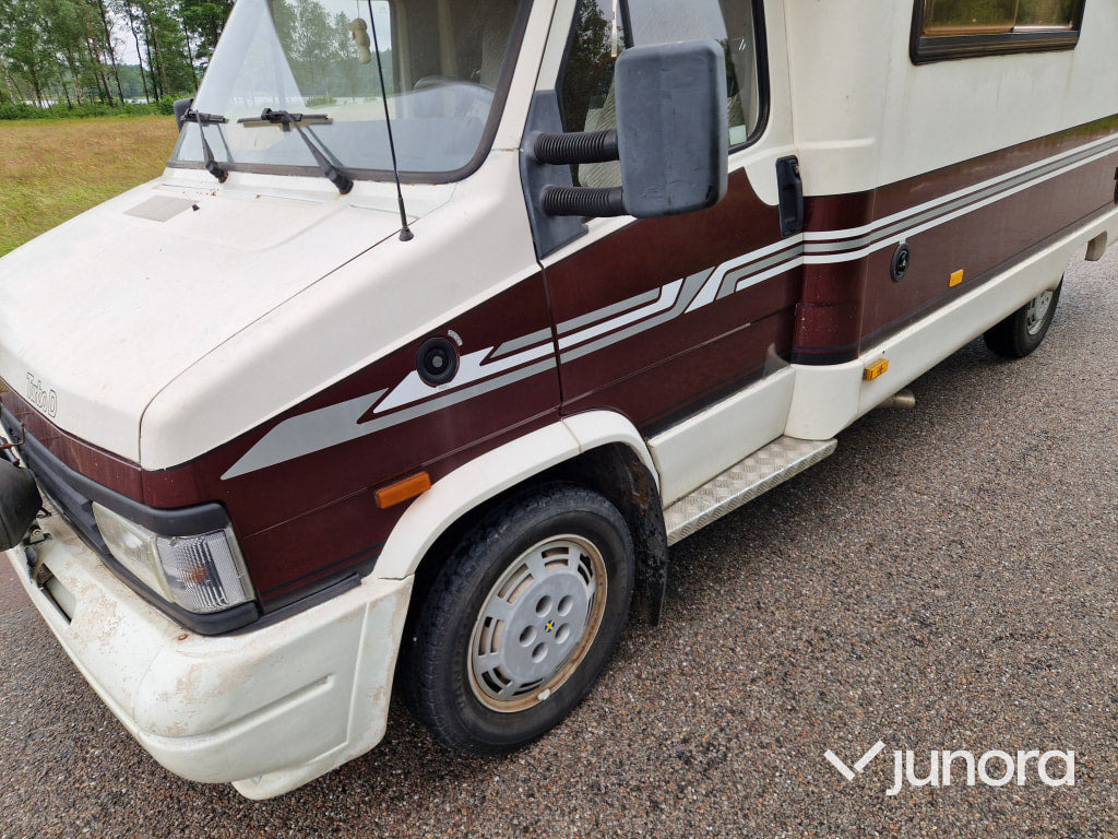 Husbil Peugeot J5 Hobby AK 620 - Autocaravana capuchina: foto 4 Husbil Peugeot J5 Hobby AK 620 - Autocaravana capuchina: foto 4