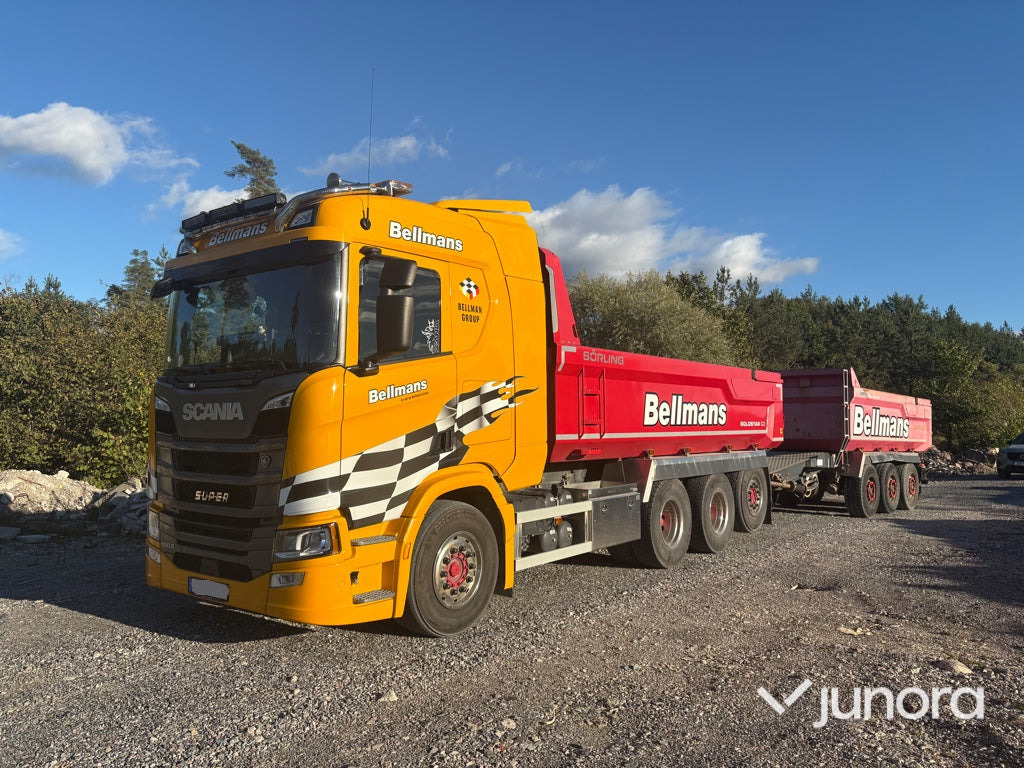 Lastbil Scania R560 B8x4*4NB - Camión volquete: foto 1 Lastbil Scania R560 B8x4*4NB - Camión volquete: foto 1