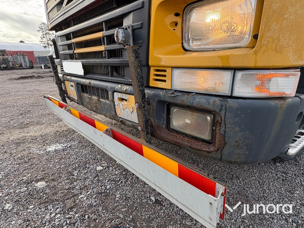 Camión caja cerrada Lastbil - Volvo FM7 4X2: foto 9