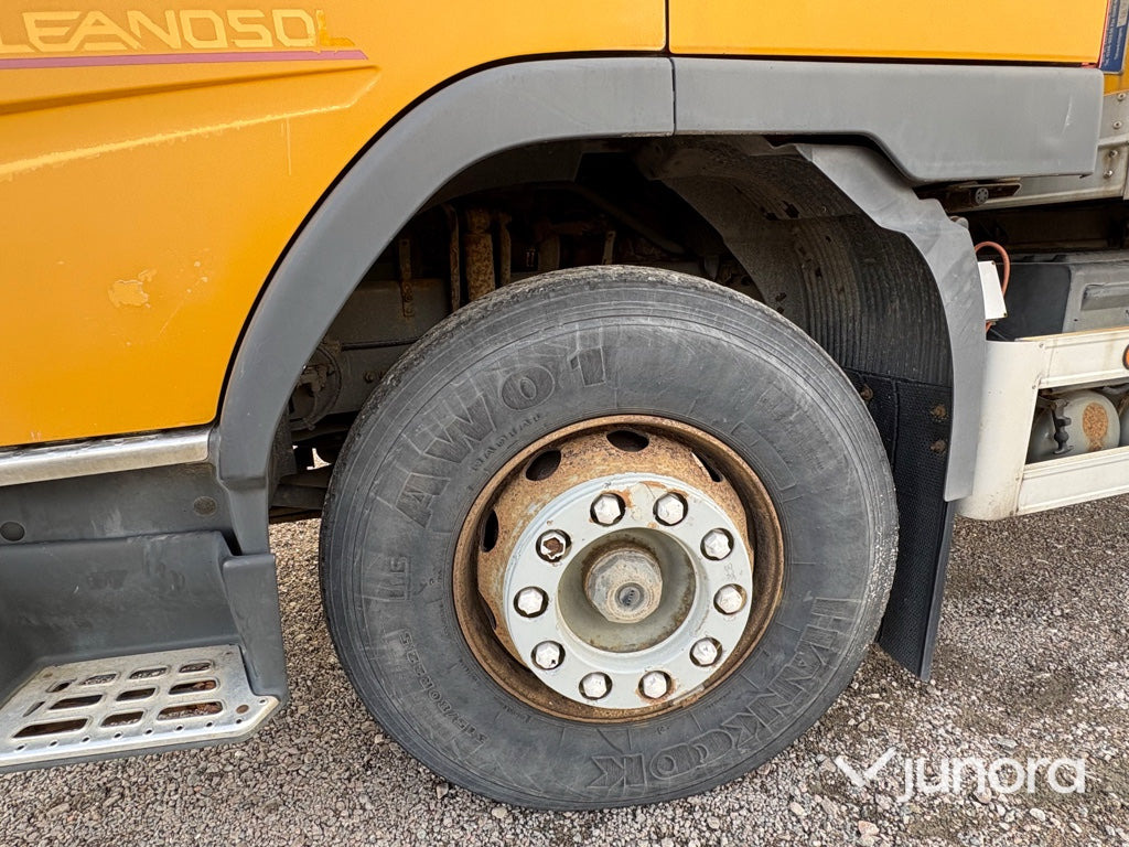 Camión caja cerrada Lastbil - Volvo FM7 4X2: foto 26