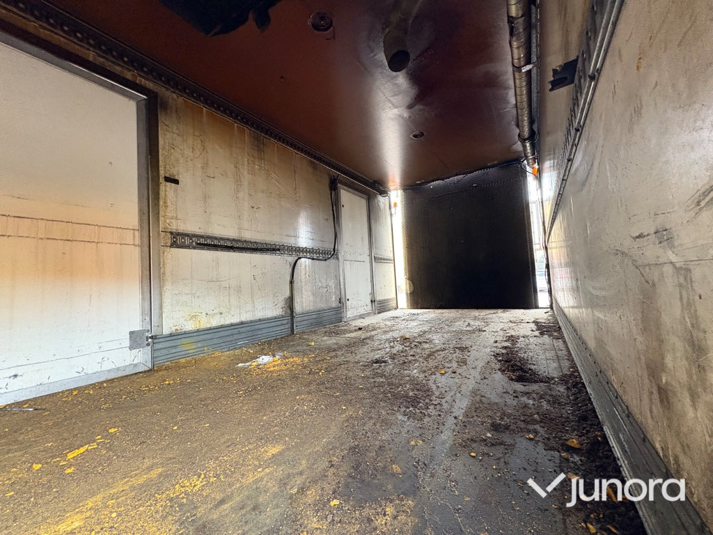 Camión caja cerrada Lastbil - Volvo FM7 4X2: foto 30