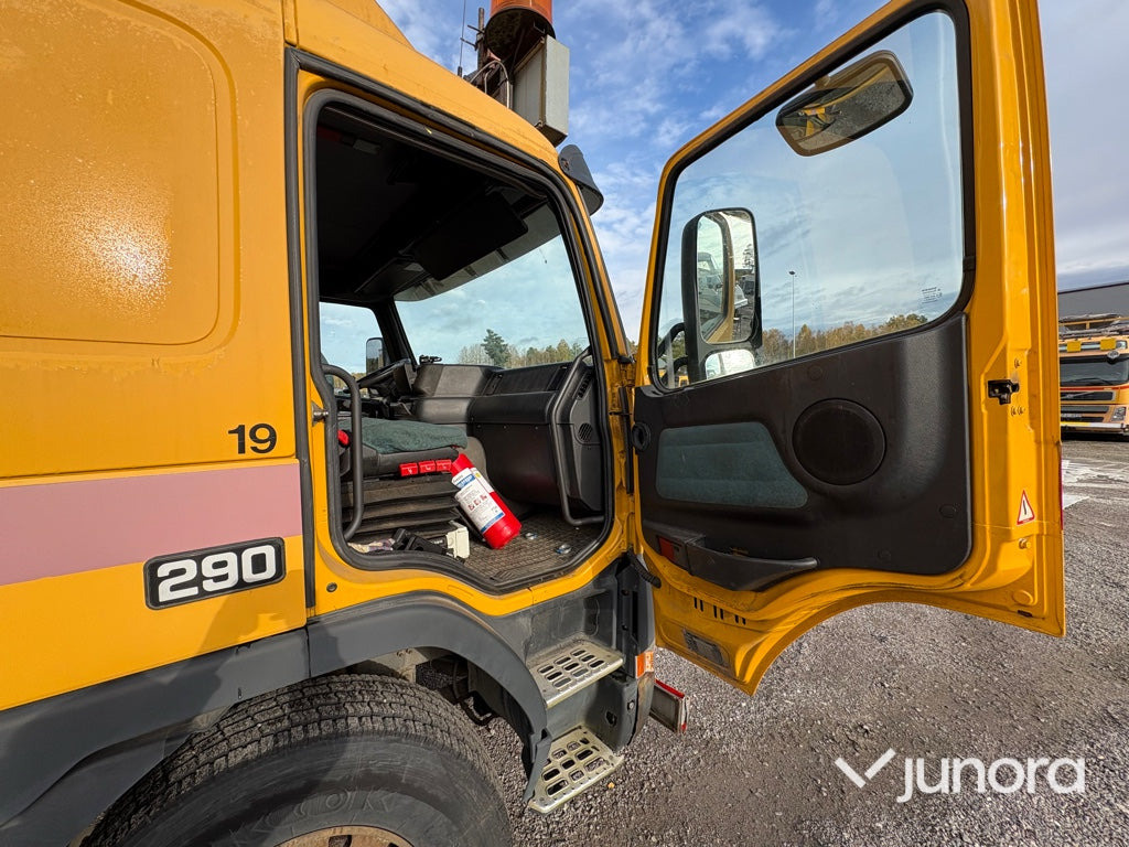Camión caja cerrada Lastbil - Volvo FM7 4X2: foto 13