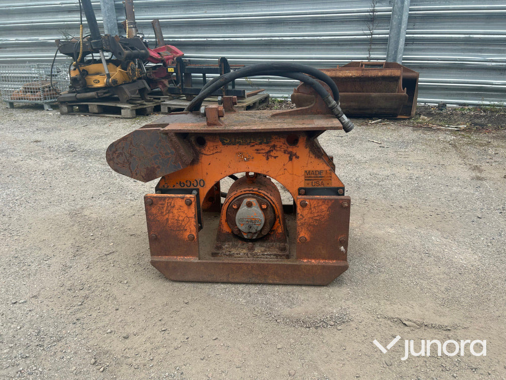 Markvibrator - Hydraulisk ,Stanley HS600 - Rodillo: foto 1 Markvibrator - Hydraulisk ,Stanley HS600 - Rodillo: foto 1
