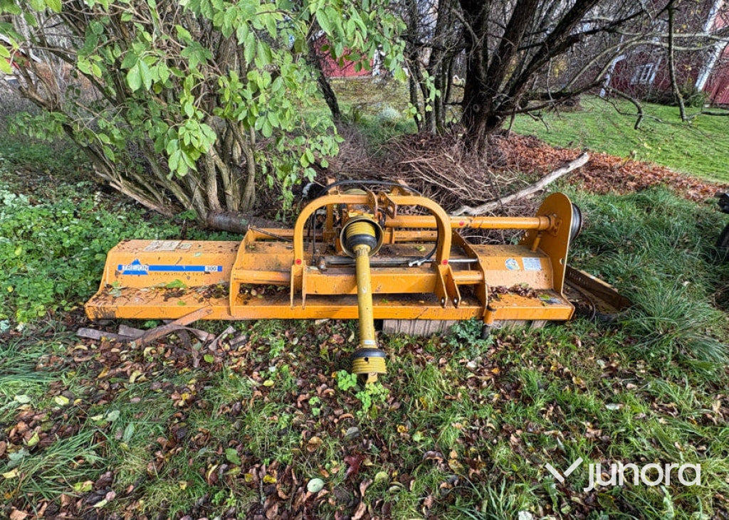 Slagslåtter - Trejon 300 - Desbrozadora de martillos: foto 2 Slagslåtter - Trejon 300 - Desbrozadora de martillos: foto 2