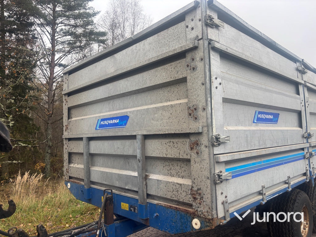 Spannmålsvagn - Husqvarna Vagn - Remolque volquete agrícola: foto 2 Spannmålsvagn - Husqvarna Vagn - Remolque volquete agrícola: foto 2