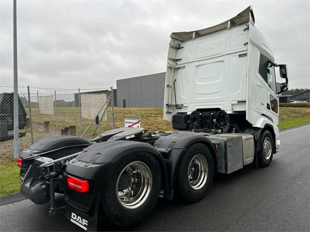 DAF XF530 FTS 6x2 - Cabeza tractora: foto 2 DAF XF530 FTS 6x2 - Cabeza tractora: foto 2