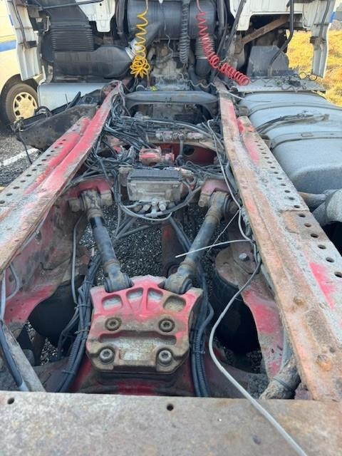 MAN TGX 18-440 4x2 LLS-U mega - Cabeza tractora: foto 4 MAN TGX 18-440 4x2 LLS-U mega - Cabeza tractora: foto 4