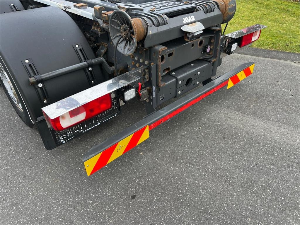 DAF CF 430 6x2*4 FAN - Camión portacontenedor de cadenas: foto 3 DAF CF 430 6x2*4 FAN - Camión portacontenedor de cadenas: foto 3