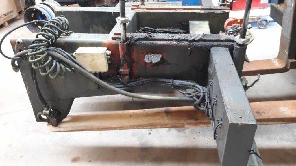 Implemento para Camión HMF krankonsol - 65 mm bolte: foto 7