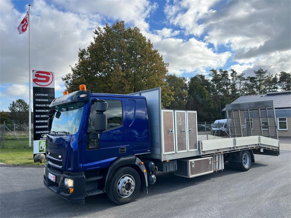 Iveco Euro Cargo 120 E22 - Camión portavehículos: foto 1 Iveco Euro Cargo 120 E22 - Camión portavehículos: foto 1