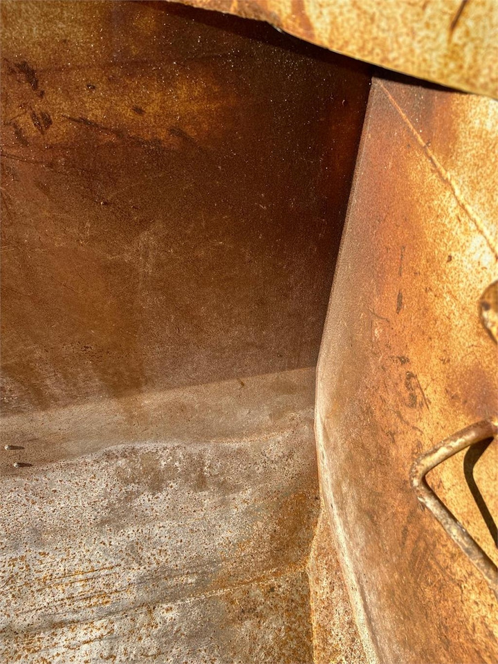 Semirremolque volquete Langendorf 35,4m3 Hardox SKS-HS 30-9,9 mtr: foto 13 Semirremolque volquete Langendorf 35,4m3 Hardox SKS-HS 30-9,9 mtr: foto 13