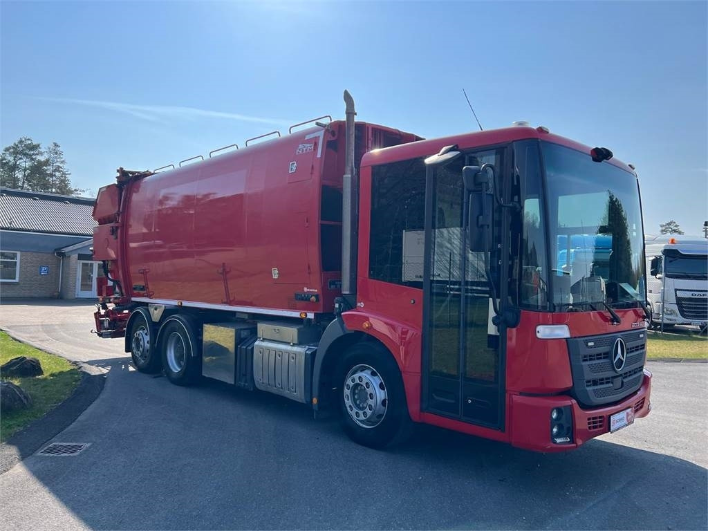 Mercedes-Benz Econic 2630L ENA 4 kammer NTM - Camión de basura: foto 1 Mercedes-Benz Econic 2630L ENA 4 kammer NTM - Camión de basura: foto 1