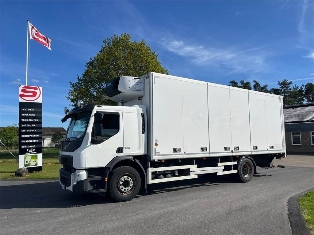 Volvo FE320 18 ton - Camión frigorífico: foto 1 Volvo FE320 18 ton - Camión frigorífico: foto 1