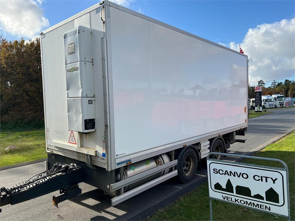 Volvo FM420 + 2 akslet kærre 2-Temps - Camión frigorífico: foto 2 Volvo FM420 + 2 akslet kærre 2-Temps - Camión frigorífico: foto 2