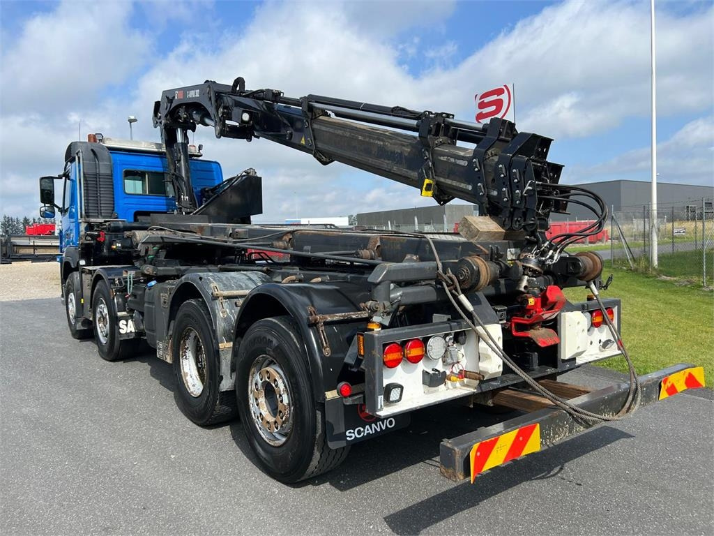 Volvo FM460 - Hiab 302EP 5 kran - Camión portacontenedor de cadenas: foto 3 Volvo FM460 - Hiab 302EP 5 kran - Camión portacontenedor de cadenas: foto 3