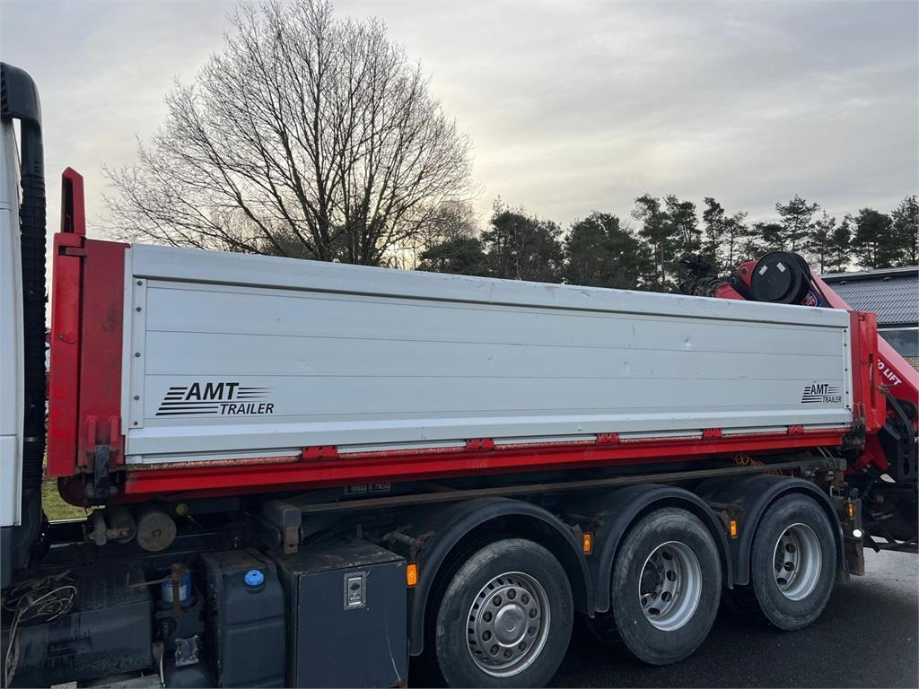 Volvo FM500 8x4 - HMF 3220K6 - Camión portacontenedor de cadenas: foto 3 Volvo FM500 8x4 - HMF 3220K6 - Camión portacontenedor de cadenas: foto 3