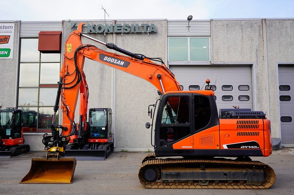 Doosan DX140LC-5 EPS ENGCON - Excavadora de cadenas: foto 1 Doosan DX140LC-5 EPS ENGCON - Excavadora de cadenas: foto 1