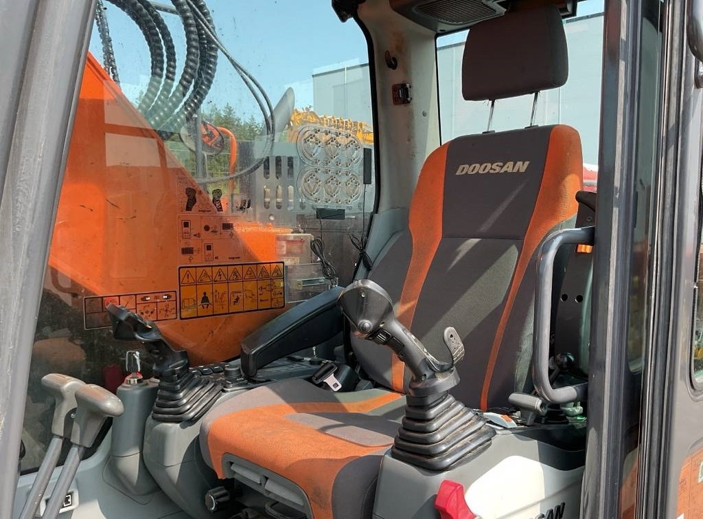 Doosan DX235LCR-5 DOZER - Excavadora de cadenas: foto 4 Doosan DX235LCR-5 DOZER - Excavadora de cadenas: foto 4