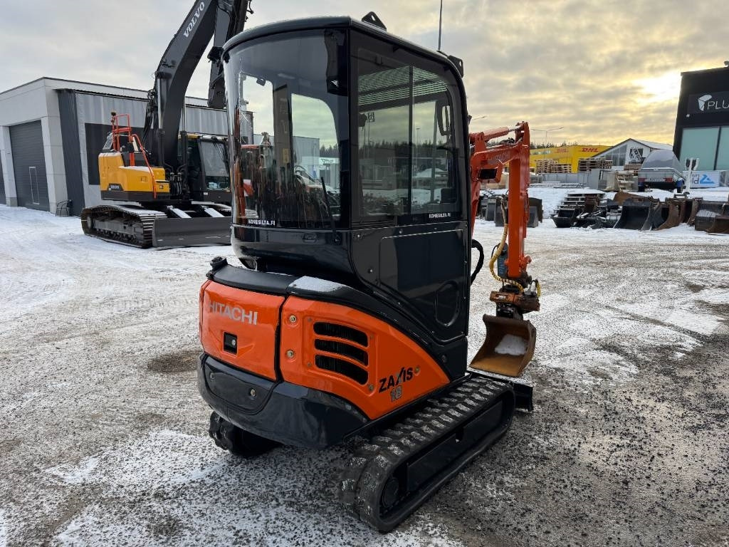 Hitachi ZX 18-3 CLR Kallistaja ja pyöritys - Miniexcavadora: foto 5 Hitachi ZX 18-3 CLR Kallistaja ja pyöritys - Miniexcavadora: foto 5