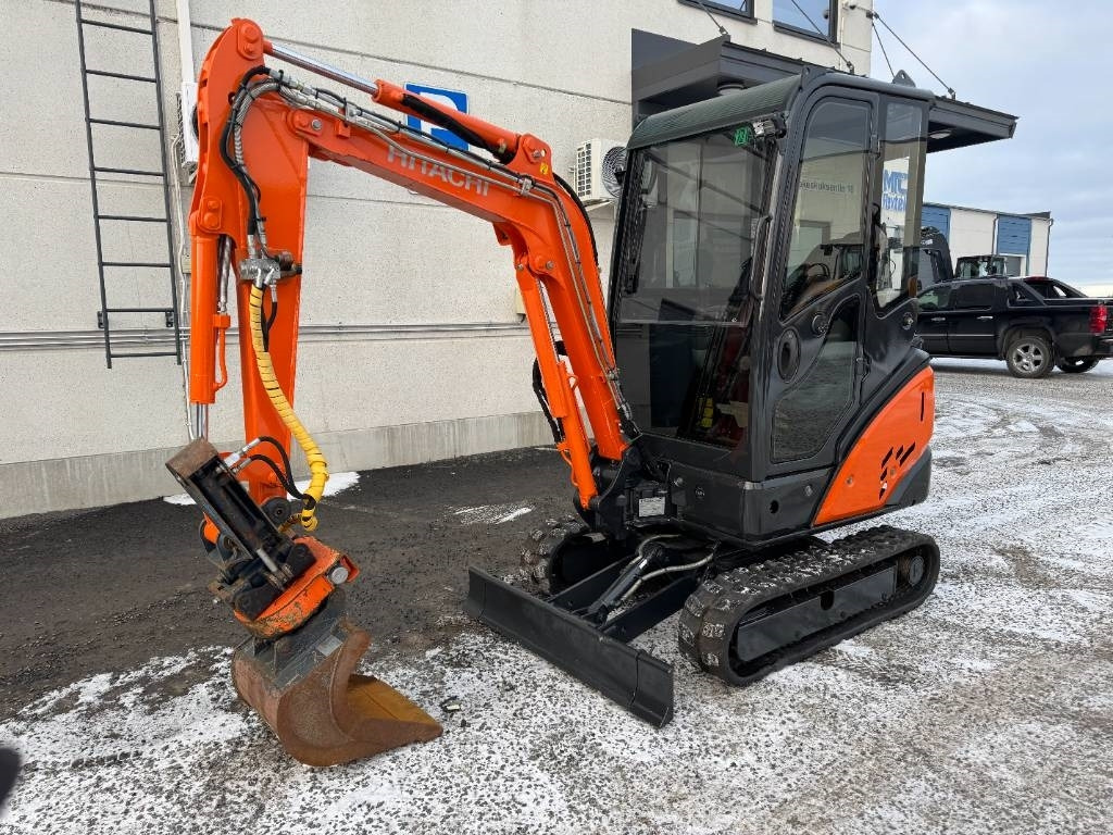 Hitachi ZX 18-3 CLR Kallistaja ja pyöritys - Miniexcavadora: foto 2 Hitachi ZX 18-3 CLR Kallistaja ja pyöritys - Miniexcavadora: foto 2