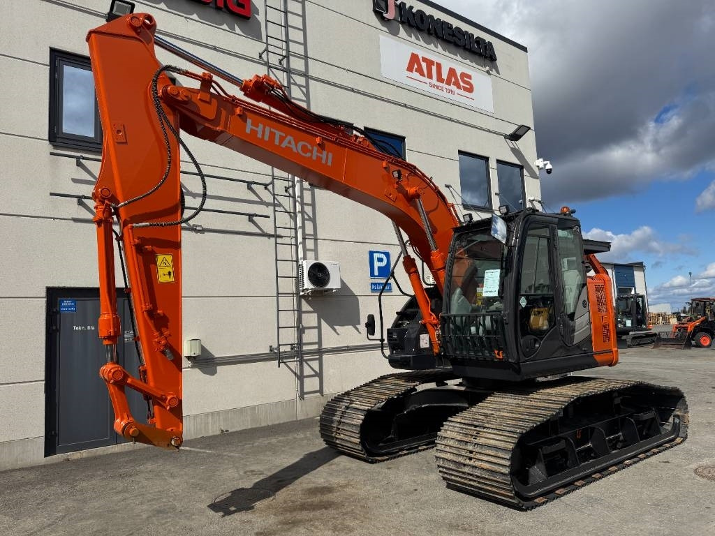 Hitachi ZX135USL-6 -SUOALUSTA- - Excavadora de cadenas: foto 2 Hitachi ZX135USL-6 -SUOALUSTA- - Excavadora de cadenas: foto 2