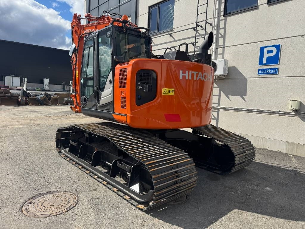 Hitachi ZX135USL-6 -SUOALUSTA- - Excavadora de cadenas: foto 3 Hitachi ZX135USL-6 -SUOALUSTA- - Excavadora de cadenas: foto 3