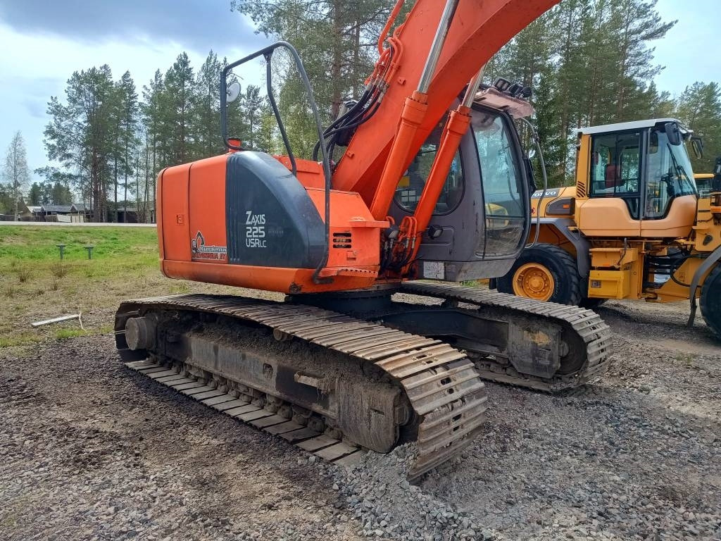 Hitachi ZX225USR KALLISTAJALLA - Excavadora de cadenas: foto 5 Hitachi ZX225USR KALLISTAJALLA - Excavadora de cadenas: foto 5