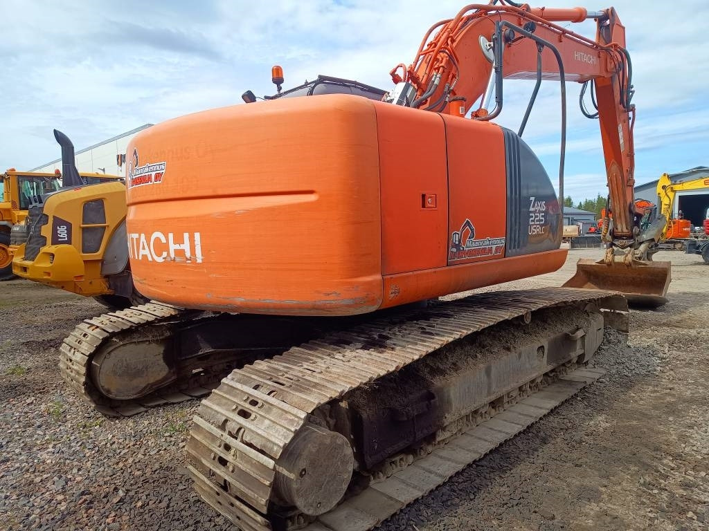 Hitachi ZX225USR KALLISTAJALLA - Excavadora de cadenas: foto 4 Hitachi ZX225USR KALLISTAJALLA - Excavadora de cadenas: foto 4