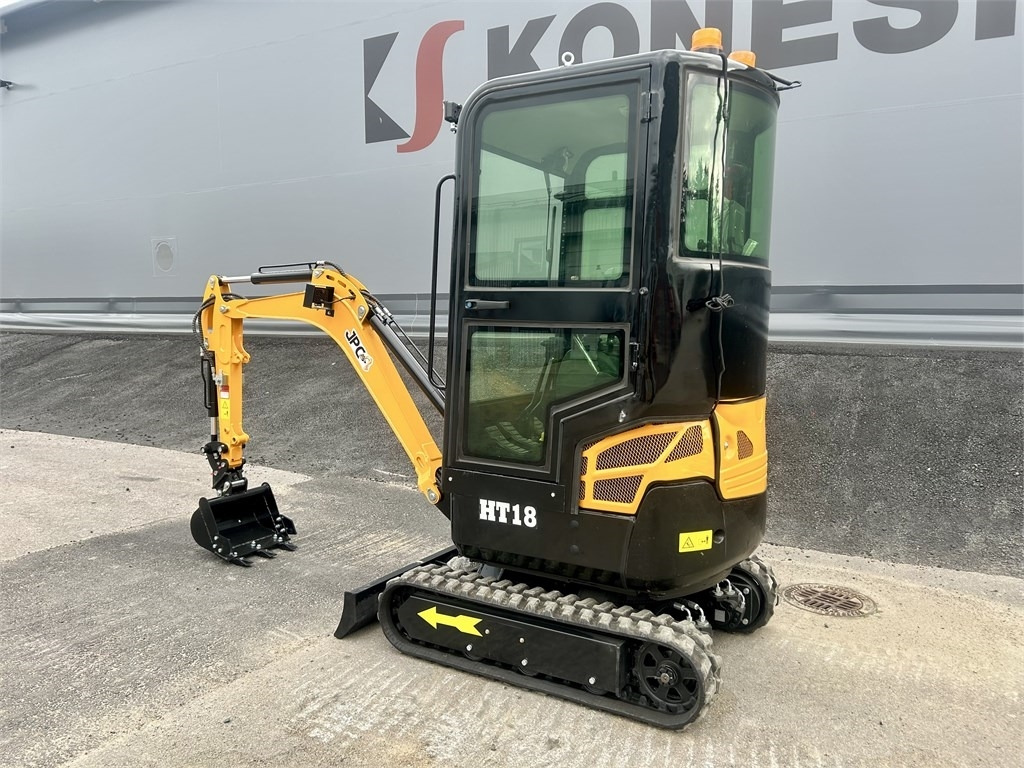 JPC HT18 HYTILLÄ KUIN UUSI - Miniexcavadora: foto 2 JPC HT18 HYTILLÄ KUIN UUSI - Miniexcavadora: foto 2