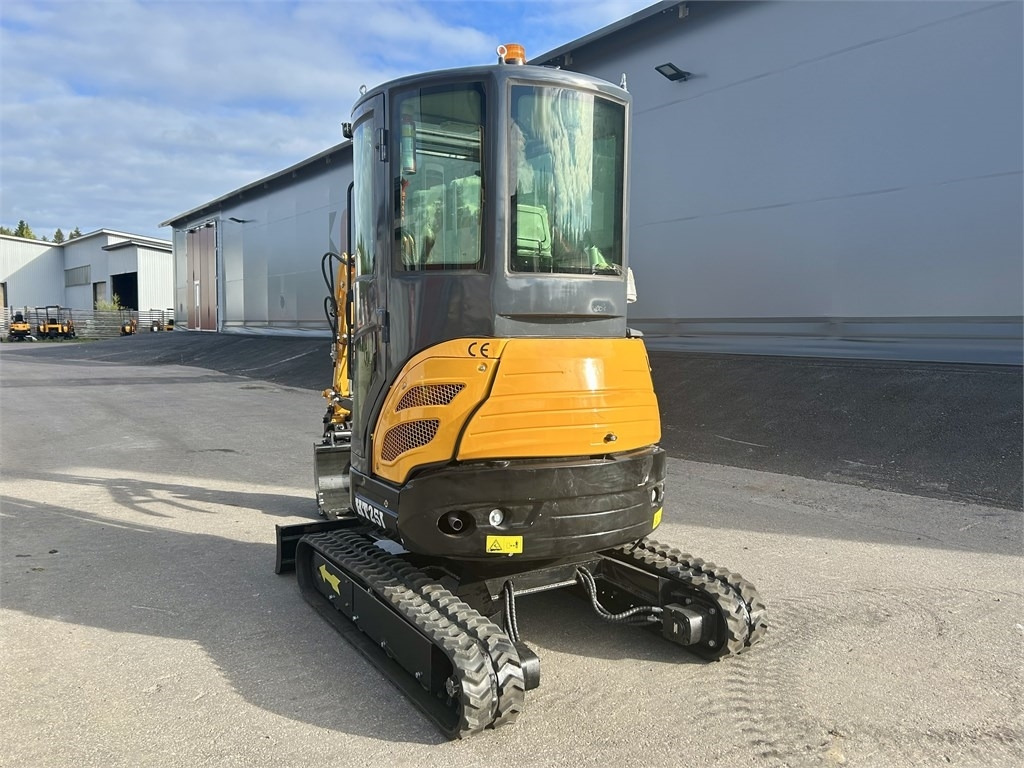 JPC HT25J HYTILLÄ - Miniexcavadora: foto 2 JPC HT25J HYTILLÄ - Miniexcavadora: foto 2