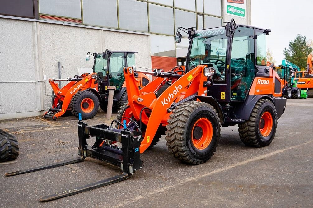 Kubota R090 VARUSTELTU - Cargadora de ruedas: foto 2 Kubota R090 VARUSTELTU - Cargadora de ruedas: foto 2