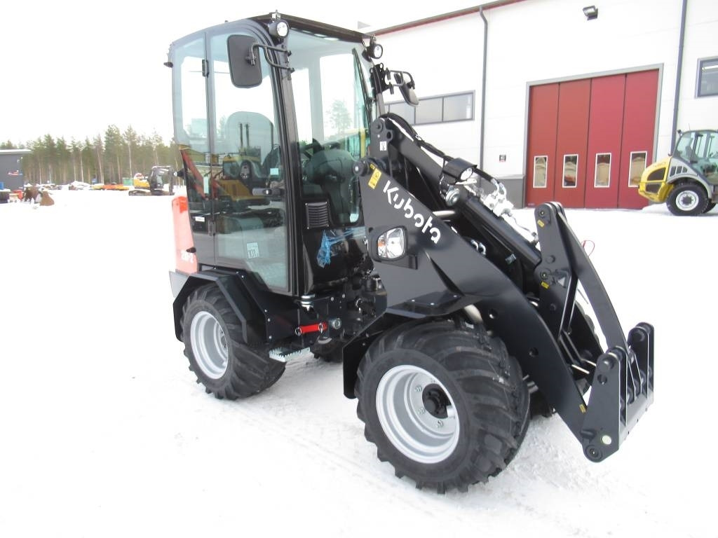 Kubota RT210-2 UUSI, TAKUU - Cargadora articulada: foto 4 Kubota RT210-2 UUSI, TAKUU - Cargadora articulada: foto 4
