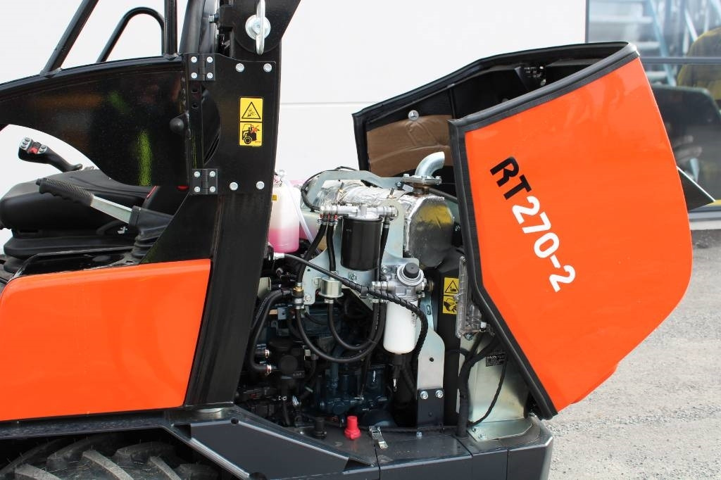 Kubota RT270-2 KATOKSELLA! UUSI - Cargadora articulada: foto 4 Kubota RT270-2 KATOKSELLA! UUSI - Cargadora articulada: foto 4