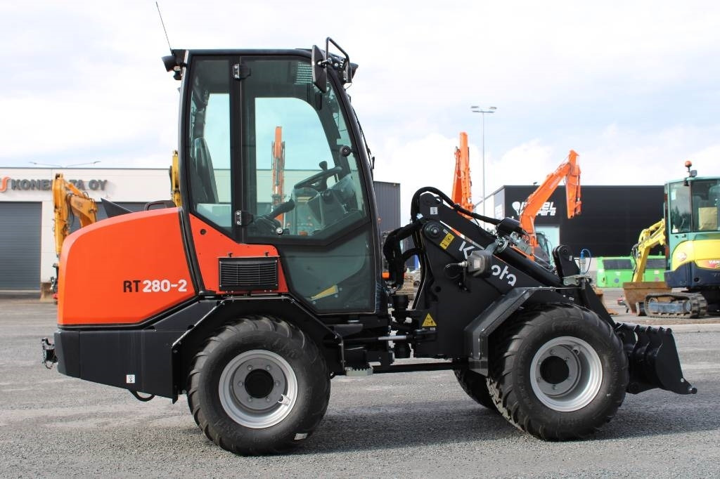 Kubota RT280-2 UUSI - Cargadora articulada: foto 5 Kubota RT280-2 UUSI - Cargadora articulada: foto 5