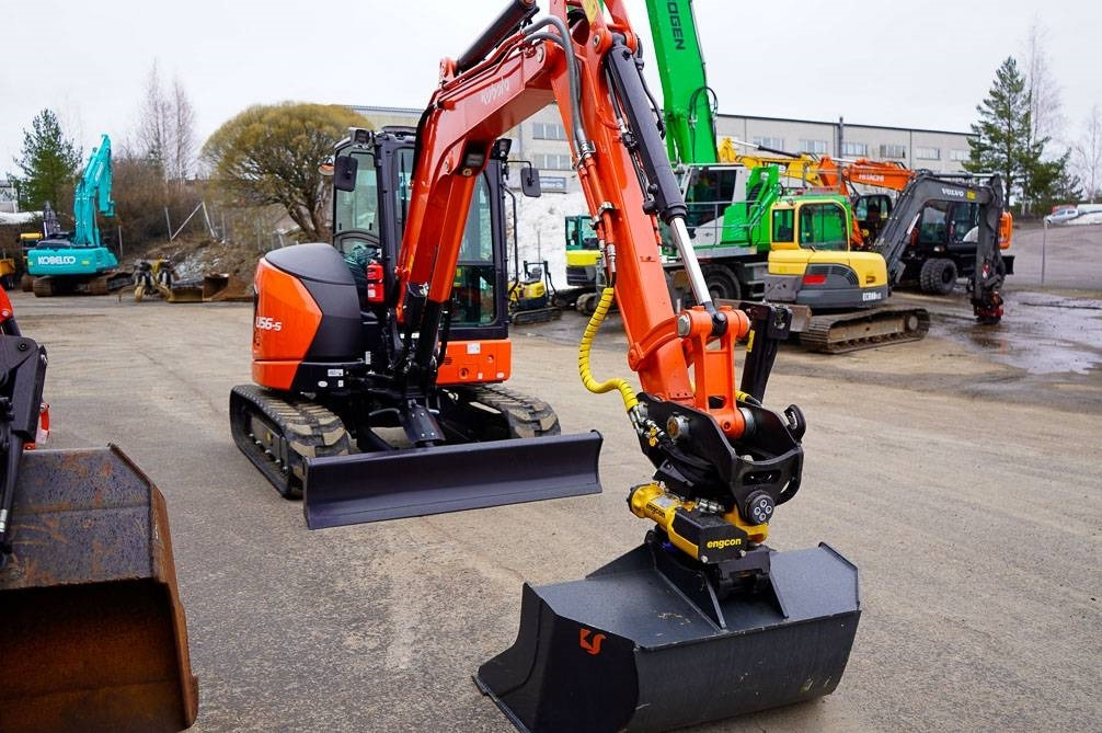Kubota U56-5 VALMIIKSI VARUSTELTU - Miniexcavadora: foto 5 Kubota U56-5 VALMIIKSI VARUSTELTU - Miniexcavadora: foto 5