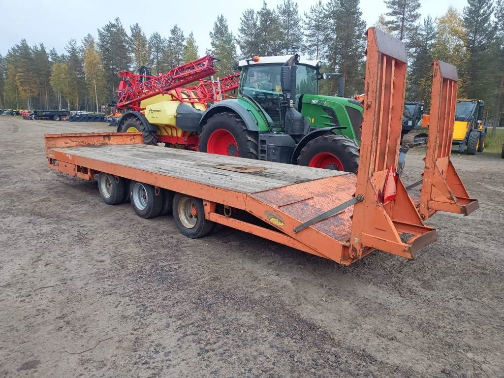 Predator 3-AKSELINEN TRAKTORILAVETTI  - Remolque góndola rebajadas: foto 4 Predator 3-AKSELINEN TRAKTORILAVETTI  - Remolque góndola rebajadas: foto 4