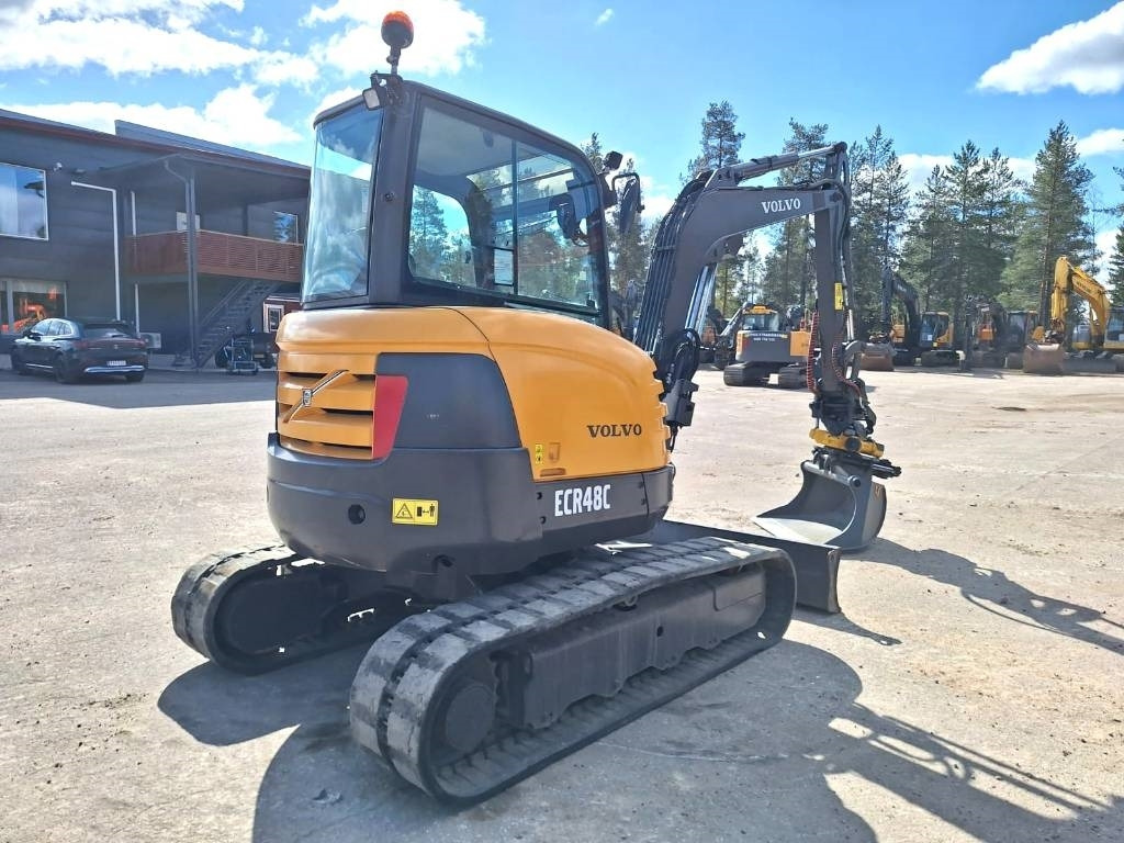 Volvo ECR48C PYÖRITTÄJÄ PIHDEILLÄ - Miniexcavadora: foto 4 Volvo ECR48C PYÖRITTÄJÄ PIHDEILLÄ - Miniexcavadora: foto 4