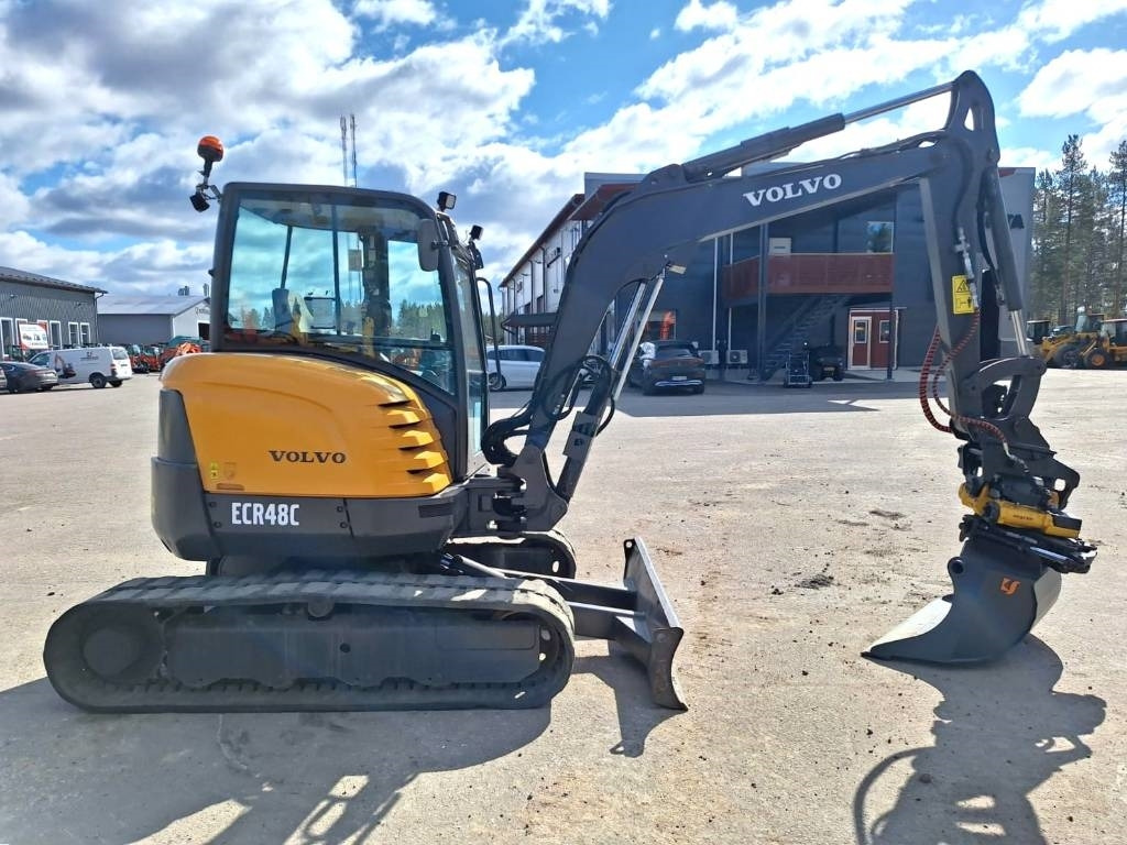 Volvo ECR48C PYÖRITTÄJÄ PIHDEILLÄ - Miniexcavadora: foto 5 Volvo ECR48C PYÖRITTÄJÄ PIHDEILLÄ - Miniexcavadora: foto 5