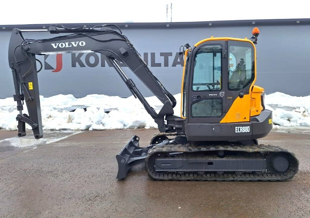 Volvo ECR88D - Miniexcavadora: foto 1 Volvo ECR88D - Miniexcavadora: foto 1