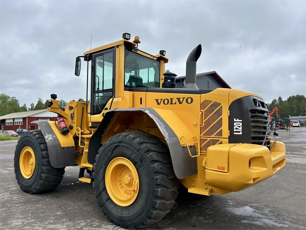 Volvo L120F VIPUOHJAUS - Cargadora de ruedas: foto 2 Volvo L120F VIPUOHJAUS - Cargadora de ruedas: foto 2