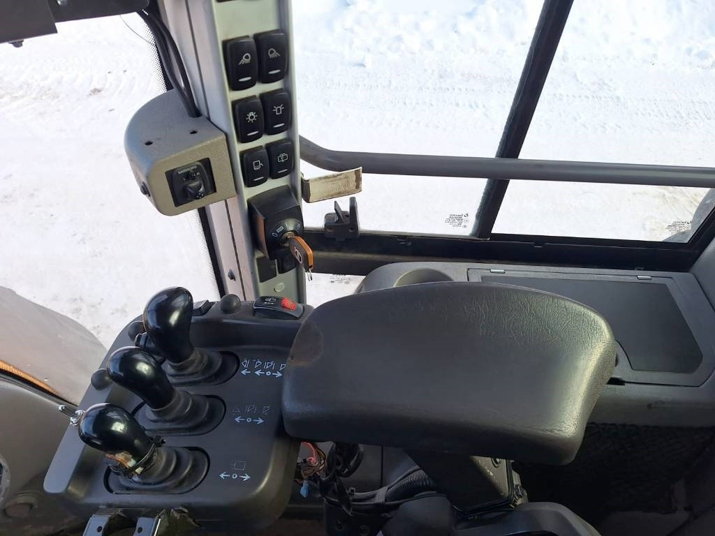 Cargadora de ruedas Volvo L120G VIPUOHJAUS, YM.: foto 11